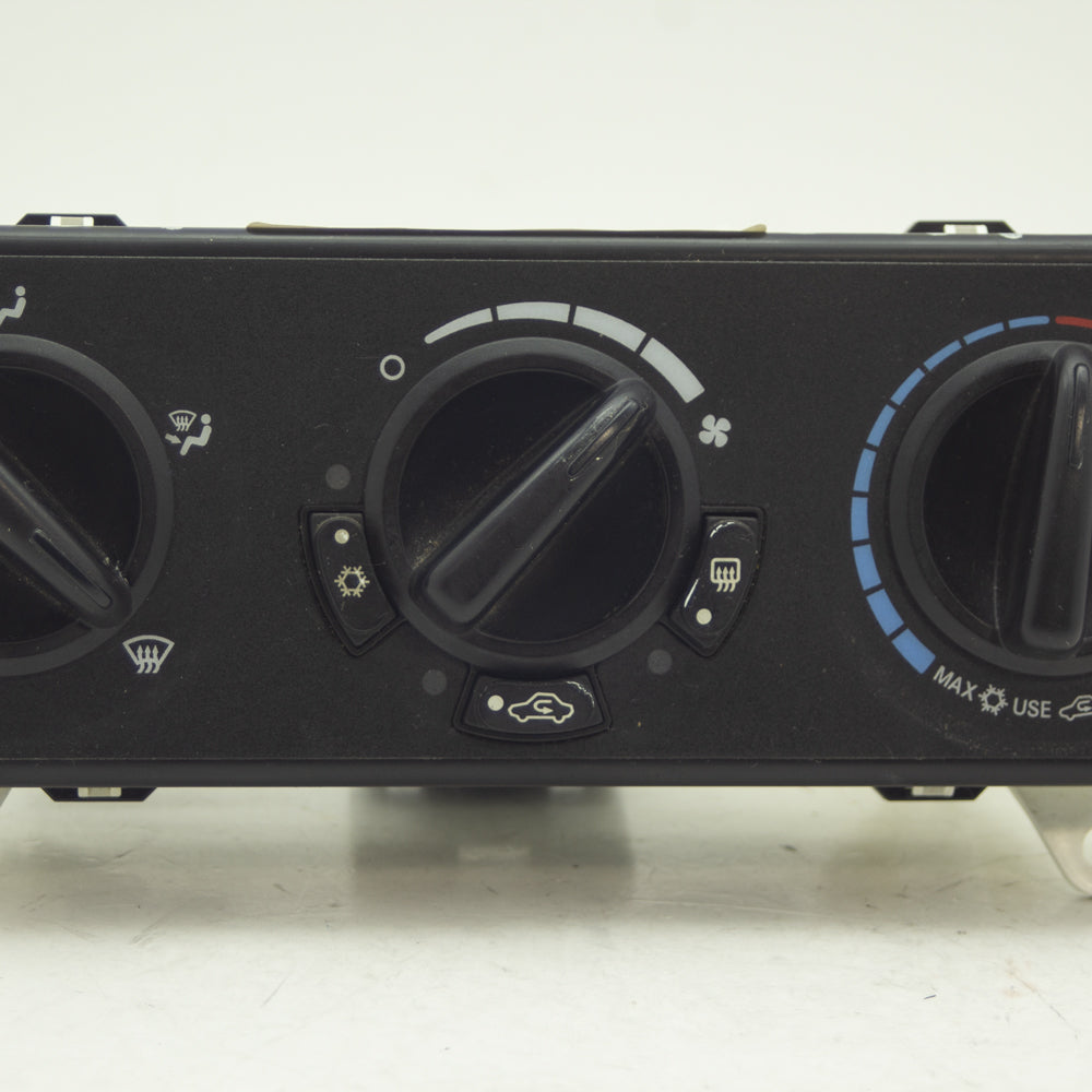 OEM Dodge Jeep Compass Manual Heater AC Temperature Climate Control Module Unit