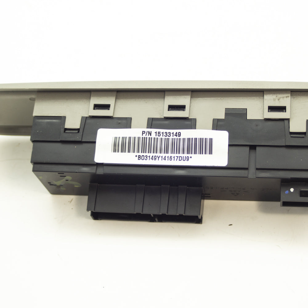 OEM 02-05 GMC Envoy Passenger RH Right Hand Side Power Window Control Switch