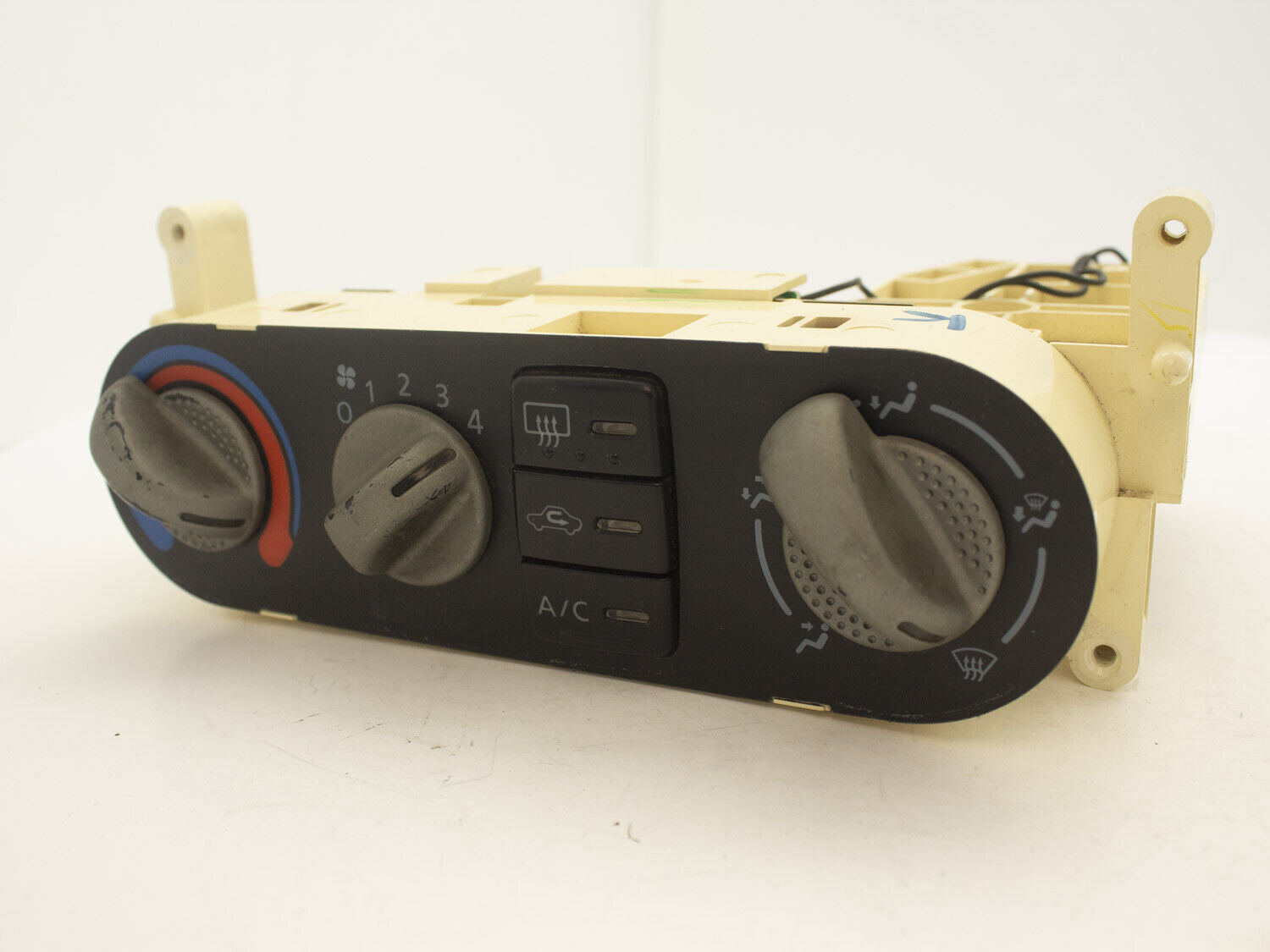 OEM 00-06 Nissan Sentra Heater AC A/C Temperature Control Switch Unit Panel Used