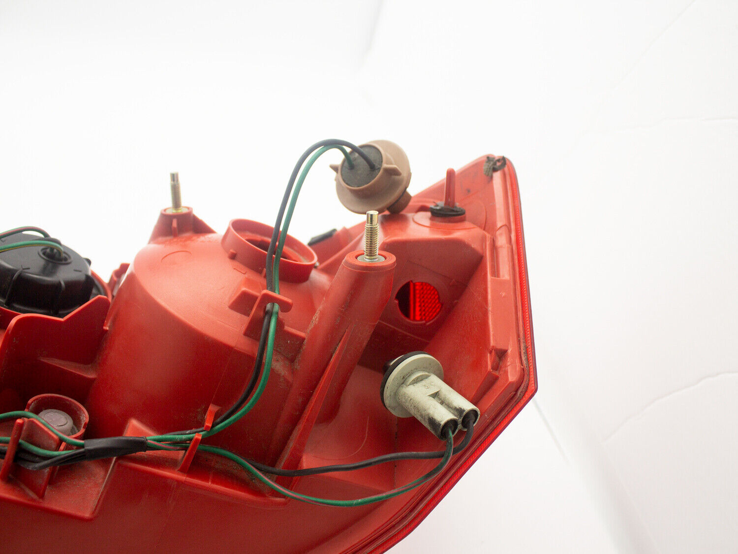 OEM 03-05 Infiniti G35 Coupe Rear Outer Driver Left Hand Side Tail Light Lamp