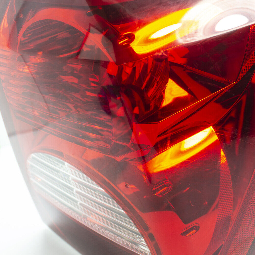 2008-2012 Dodge Caliber Passenger Right Side Tail Light Lamp OEM 05303752AH