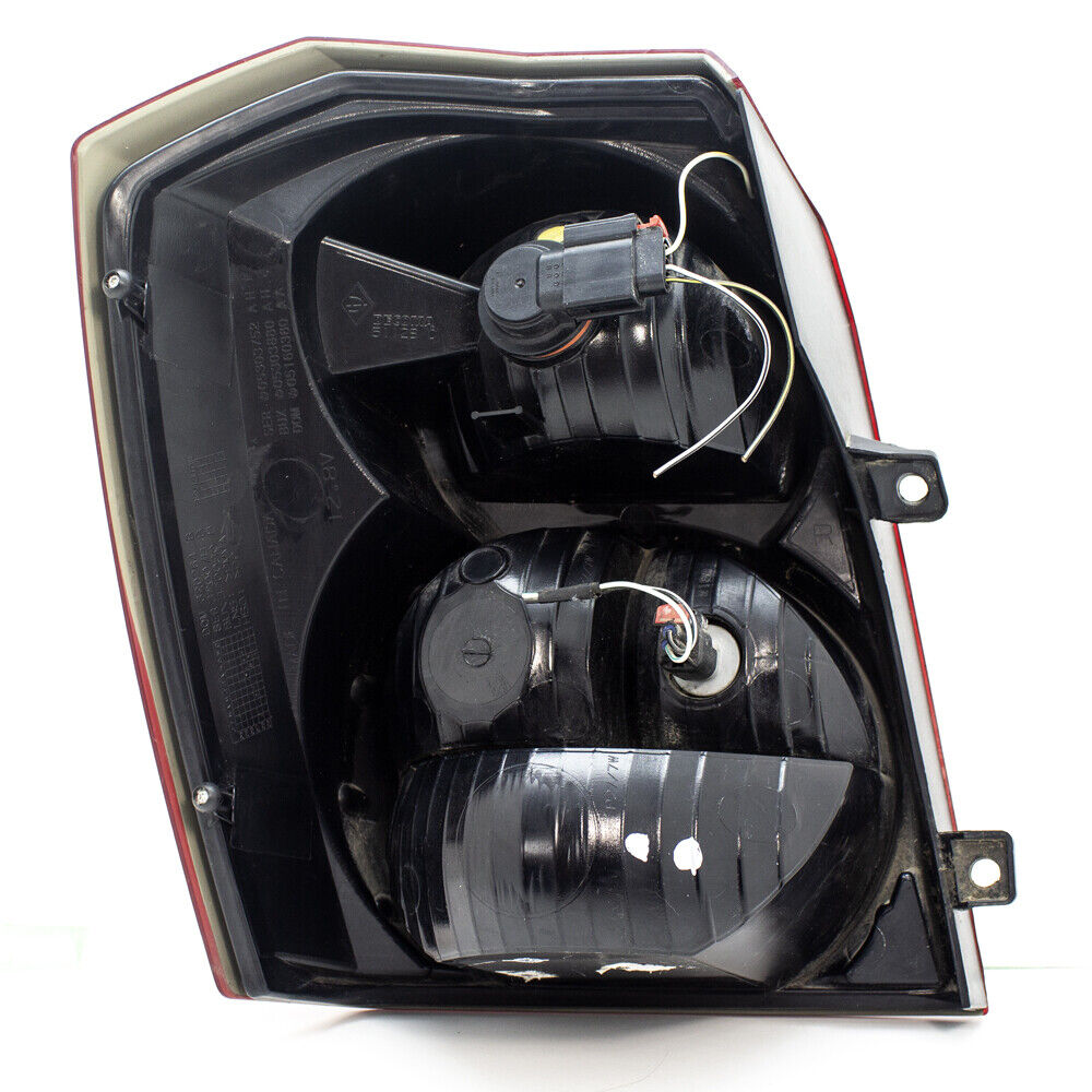 2008-2012 Dodge Caliber Passenger Right Side Tail Light Lamp OEM 05303752AH