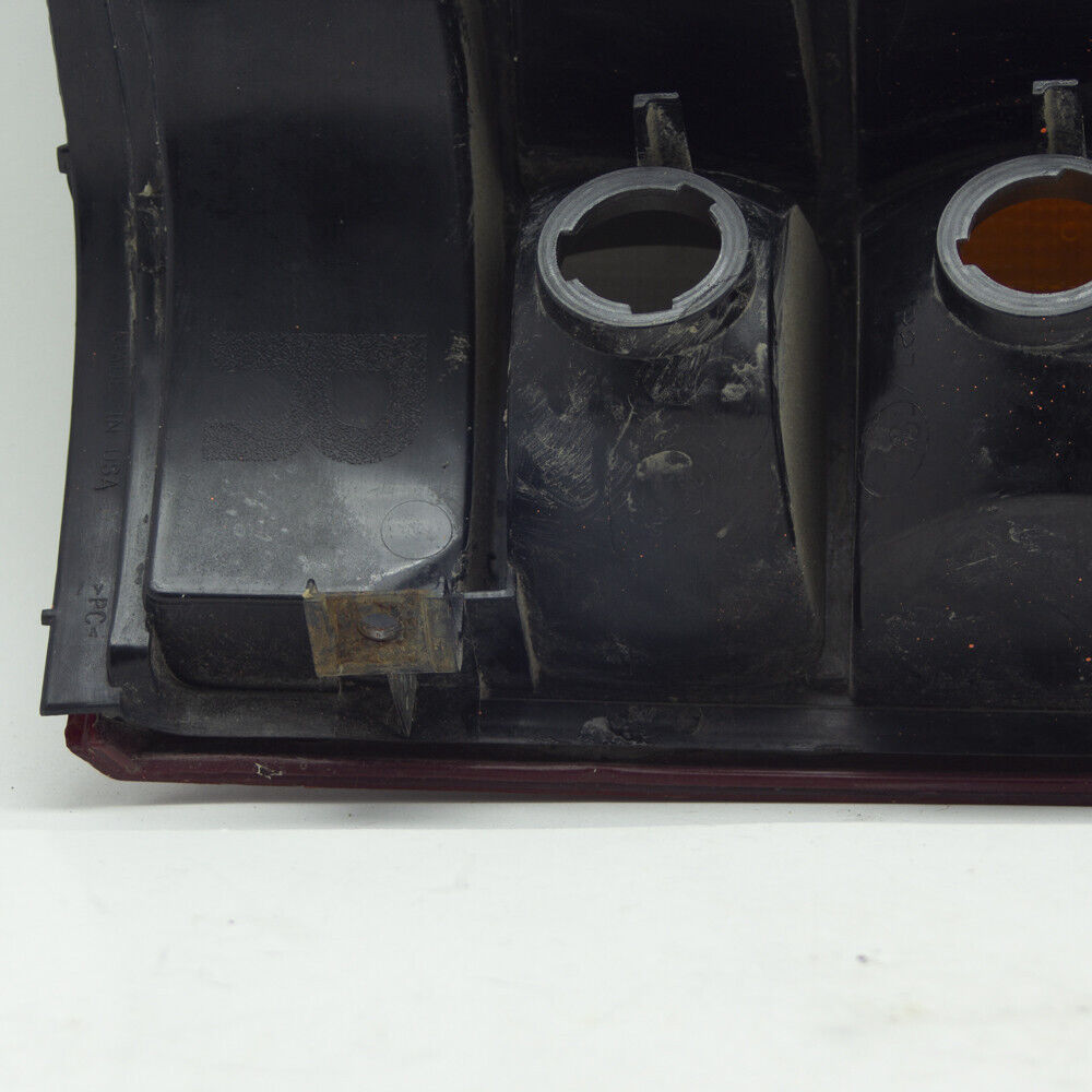 GMC Sierra 1500 2500 Chevy Silverado Right Passenger Side Tail Light Lamp OEM