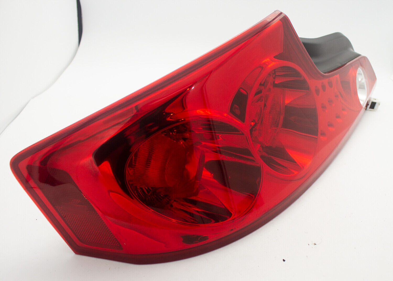 OEM 03-05 Infiniti G35 Coupe Rear Outer Driver Left Hand Side Tail Light Lamp