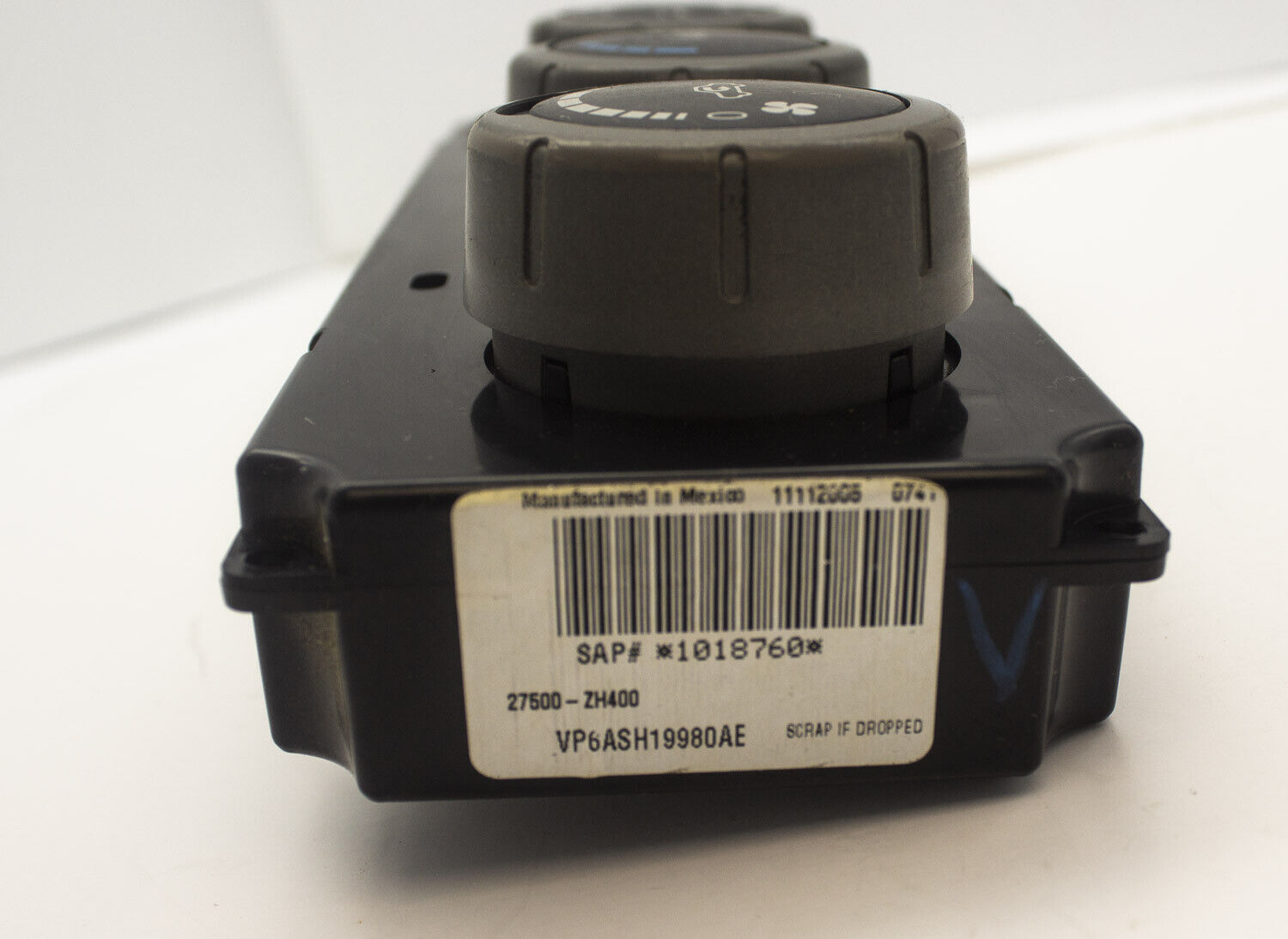 OEM 04-07 Nissan Titan SE XE Heater AC Temperature Climate Control Switch Panel