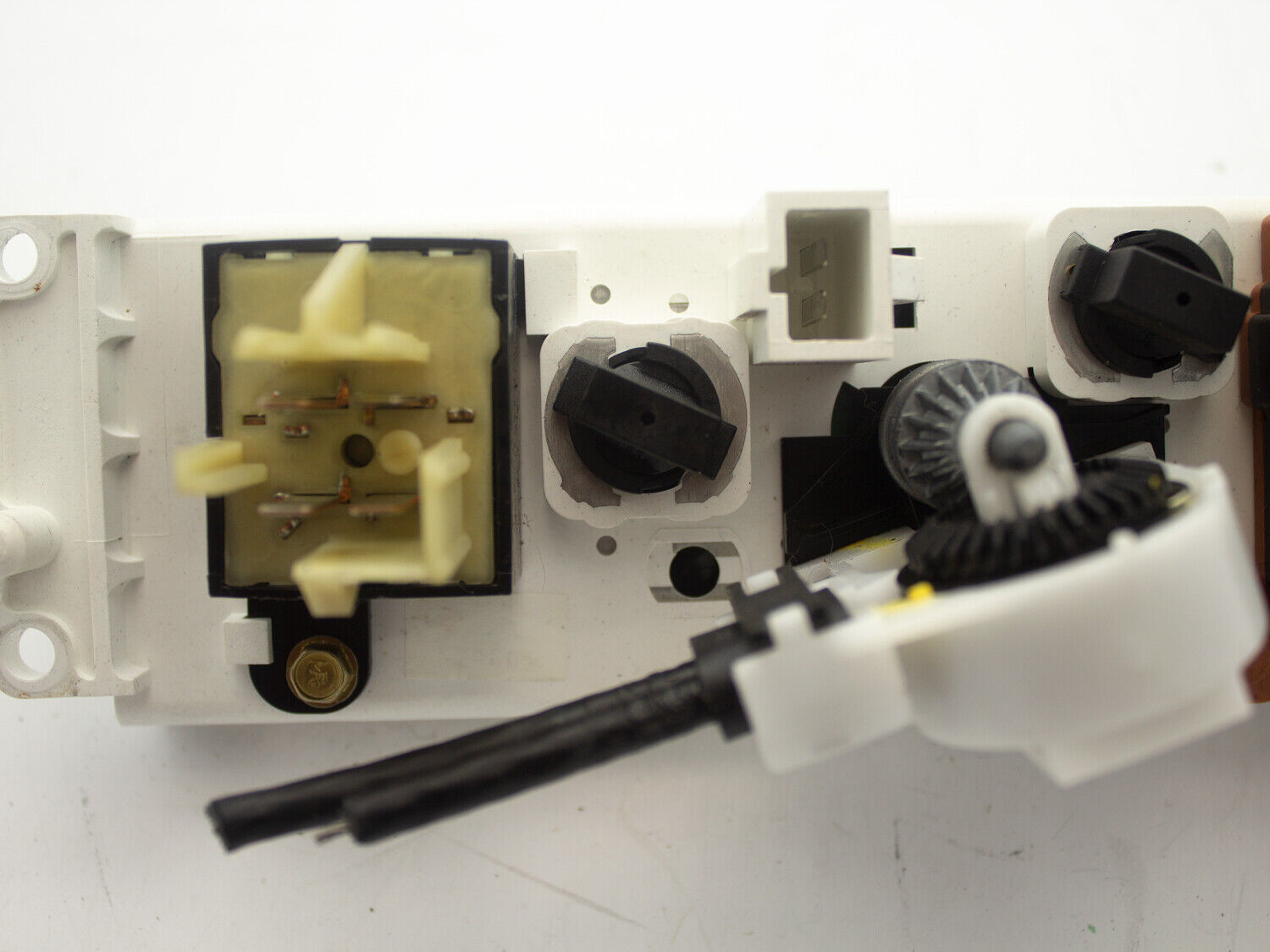 2001-2004 Ford Mustang Manual Heater AC Temperature Climate Control Switch Panel