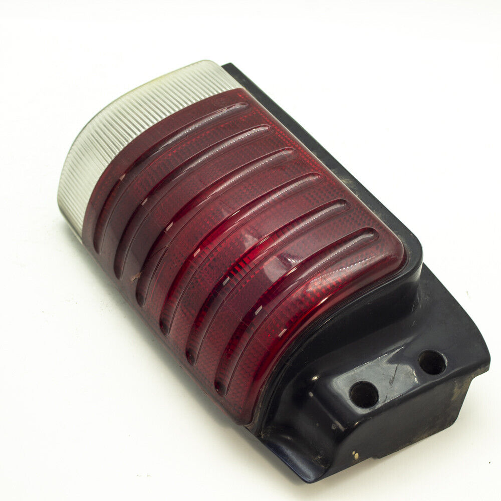 91-95 Town & Country Plymouth Voyager Right Passenger Side Tail Light Lamp OEM