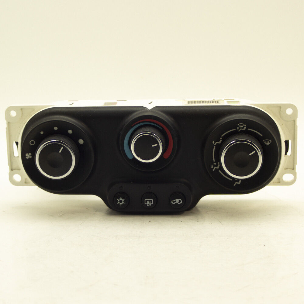 2006-2007 Saturn Vue Heater AC Temperature Climate Control Switch Unit OEM