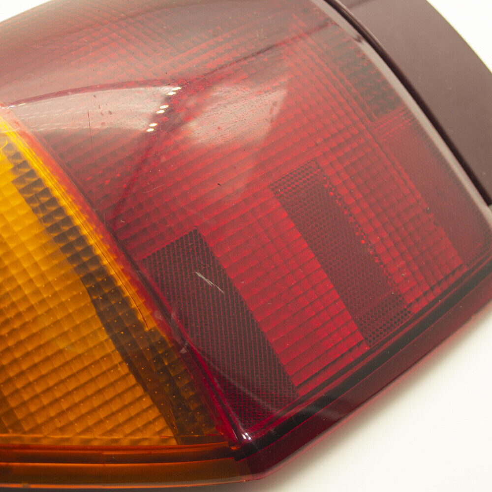 2002-2009 GMC Envoy Driver Left Hand Side Assembly Tail Light Lamp 16525955 OEM