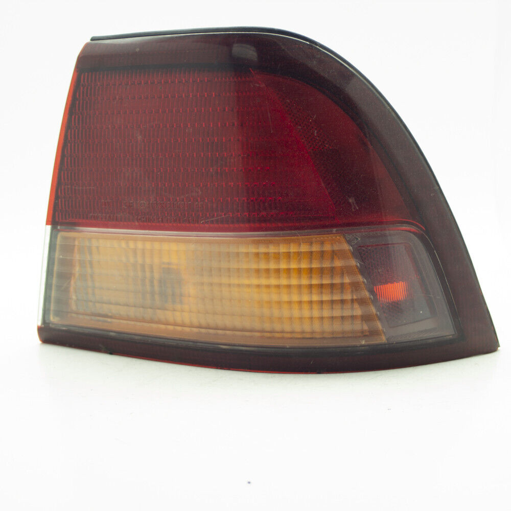 97 98 99 Nissan Maxima Passenger Right Side Tail Light Lamp Outer 9780A - OEM