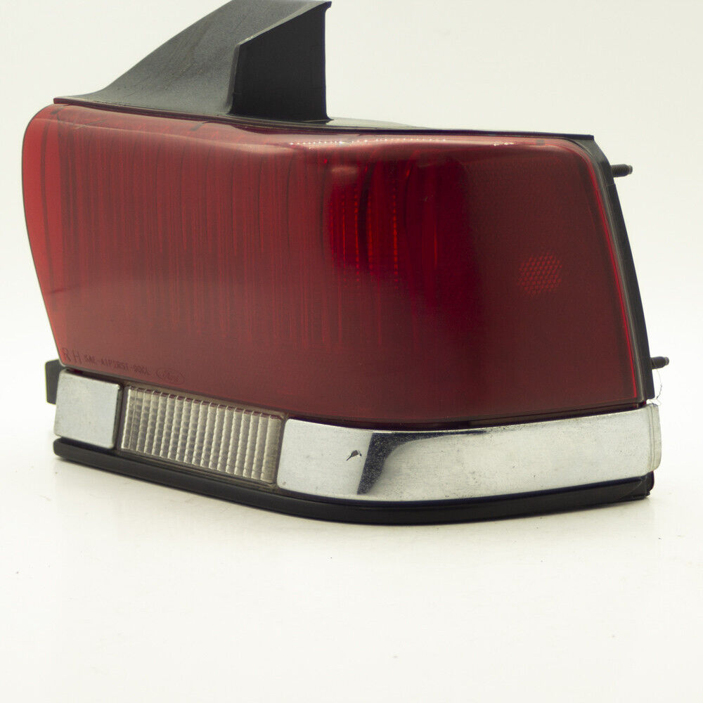 90-93 Lincoln Continental Passenger Right Side Tail Light Lamp Outer - Used OEM