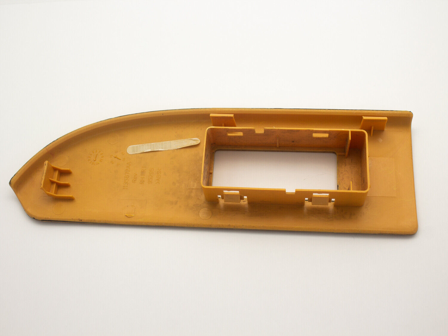 2007-2009 Chrysler Aspen OEM Passenger Right Hand Side Power Window Bezel Trim