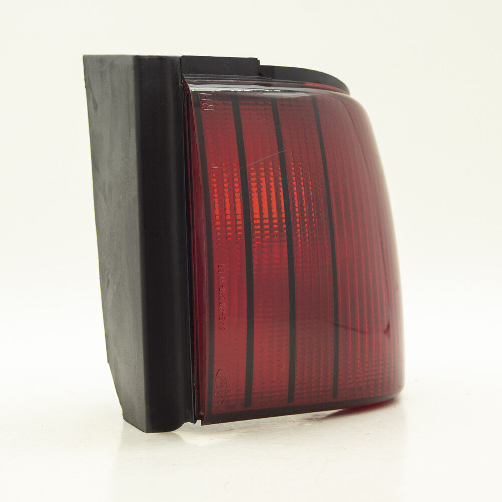91 92 93 Mercury Couger Passenger Right Side Corner Tail Light Lamp Outer - OEM