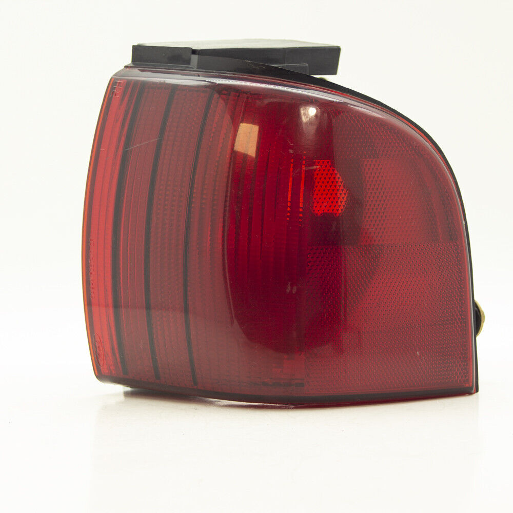 91 92 93 Mercury Couger Passenger Right Side Corner Tail Light Lamp Outer - OEM