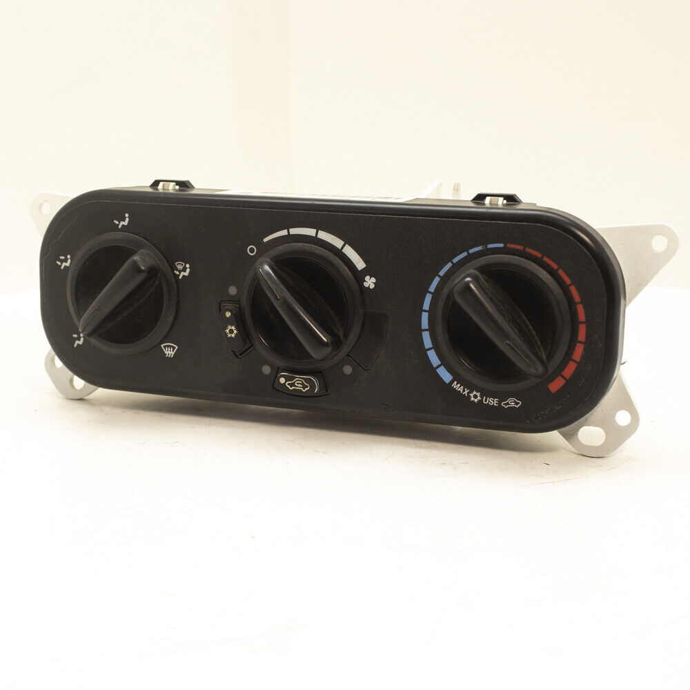 Chrysler PT Cruiser Manual Tempreture AC Heater Climate Control Module Panel OEM