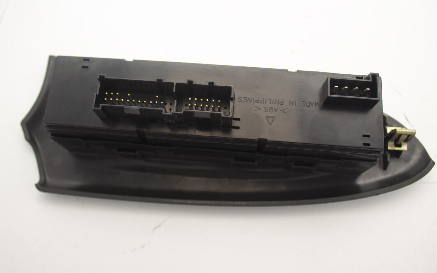 Chevy Trailblazer SSR Passenger RH Right Hand Side Power Window Switch Control