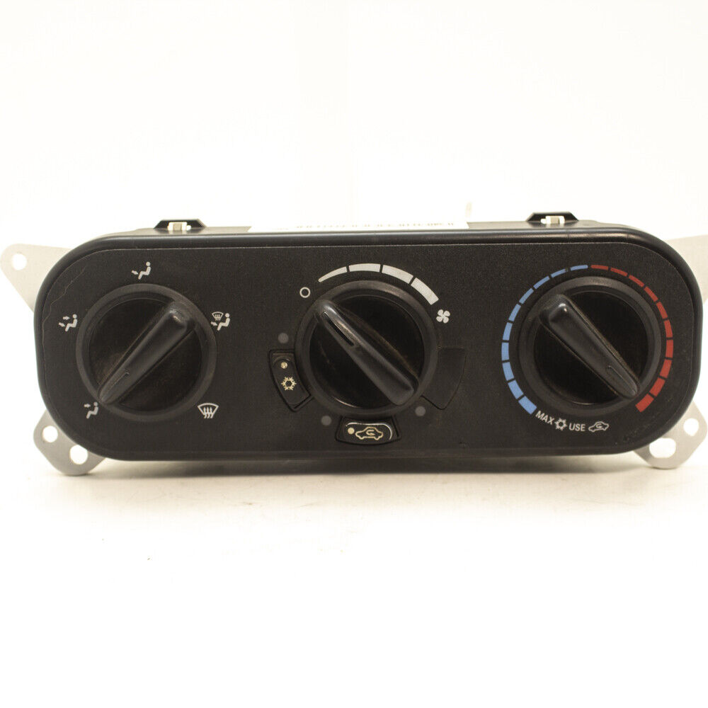 Chrysler PT Cruiser Manual Tempreture AC Heater Climate Control Module Panel OEM
