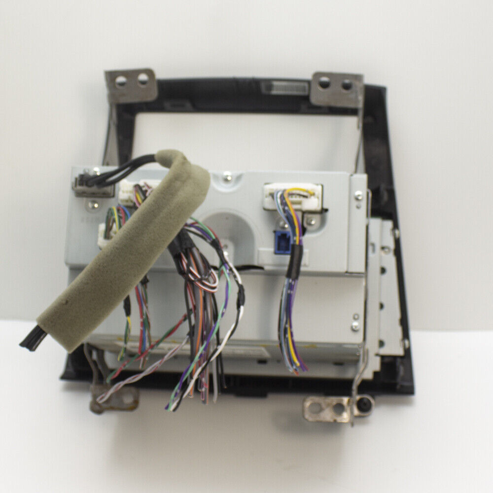 Nissan Altima Bose Audio Radio AM FM AUX CD MP Player w Auxiliary Receiver OEM