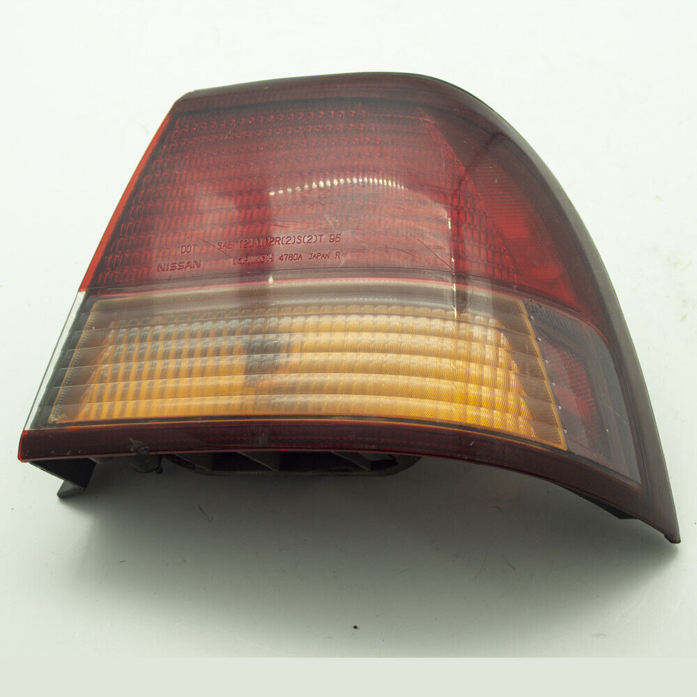 97 98 99 Nissan Maxima Passenger Right Side Tail Light Lamp Outer 9780A - OEM