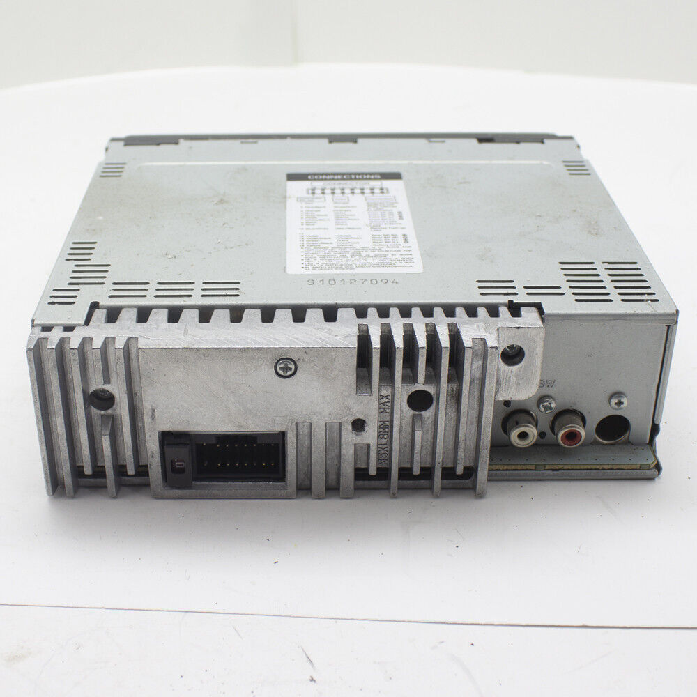Alpine CDE121 Audio Radio AM FM AUX USB CD Player Stereo Head Unit Re