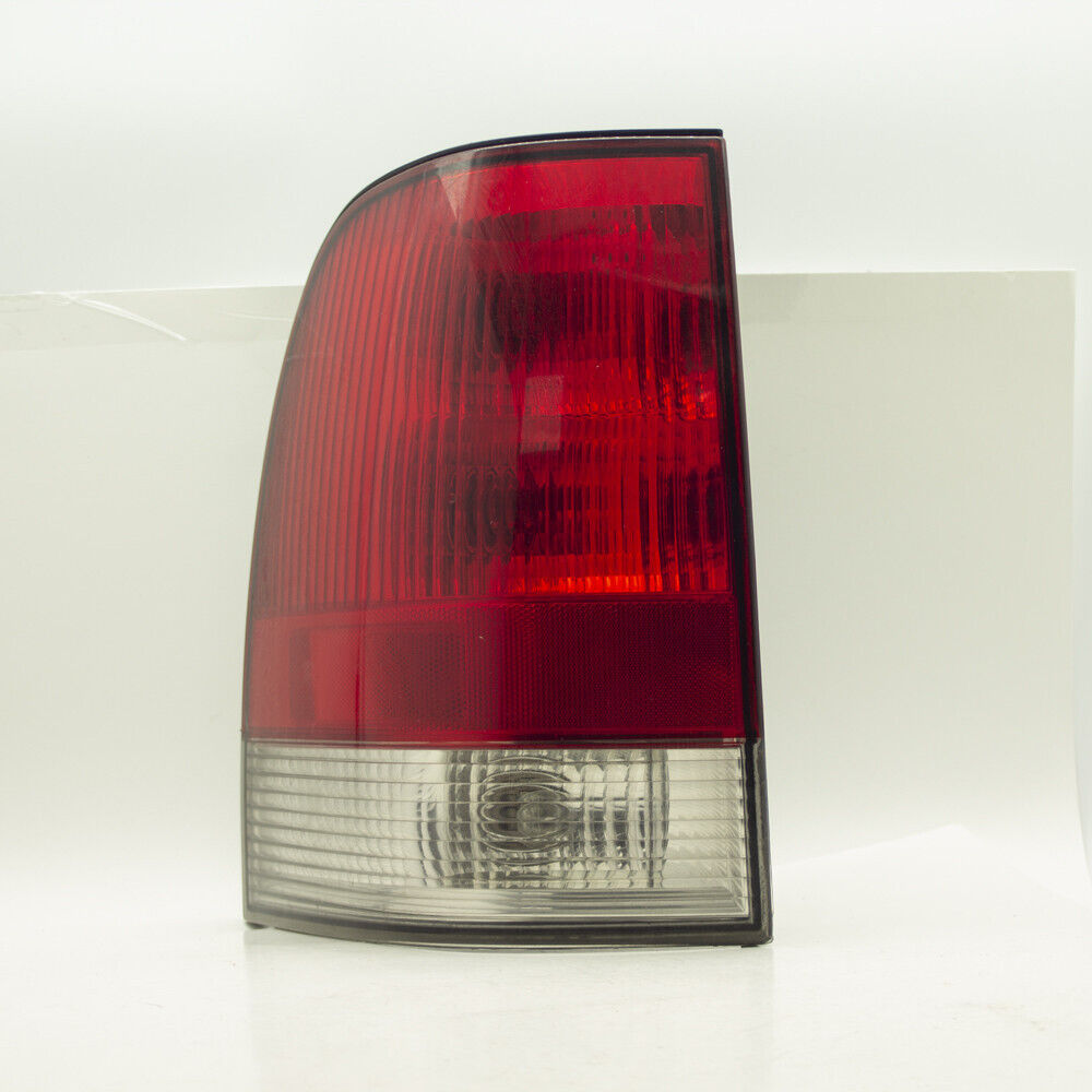 2003 2004 2005 Lincoln Aviator Driver Left Side Tail Light Lamp Outer - Used OEM