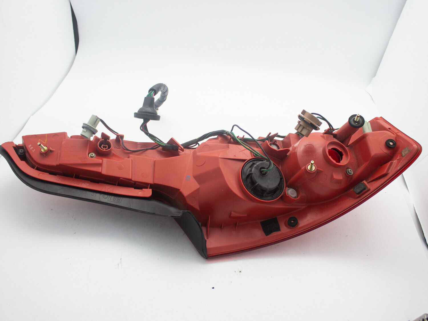 OEM 03-05 Infiniti G35 Rear Outer Passenger Right Hand Side Tail Light Lamp