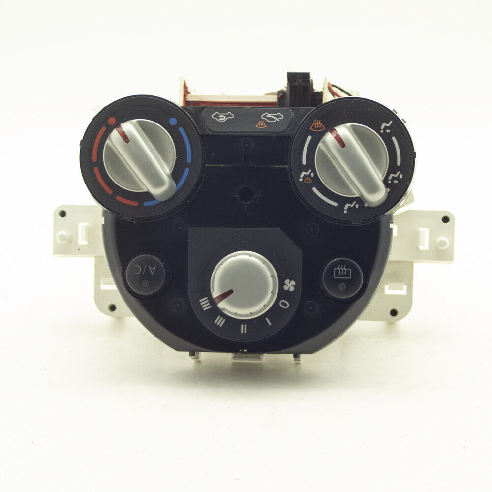 OEM 2012-2014 Nissan Versa AC Temperature Control Switch Unit Heater Panel Used