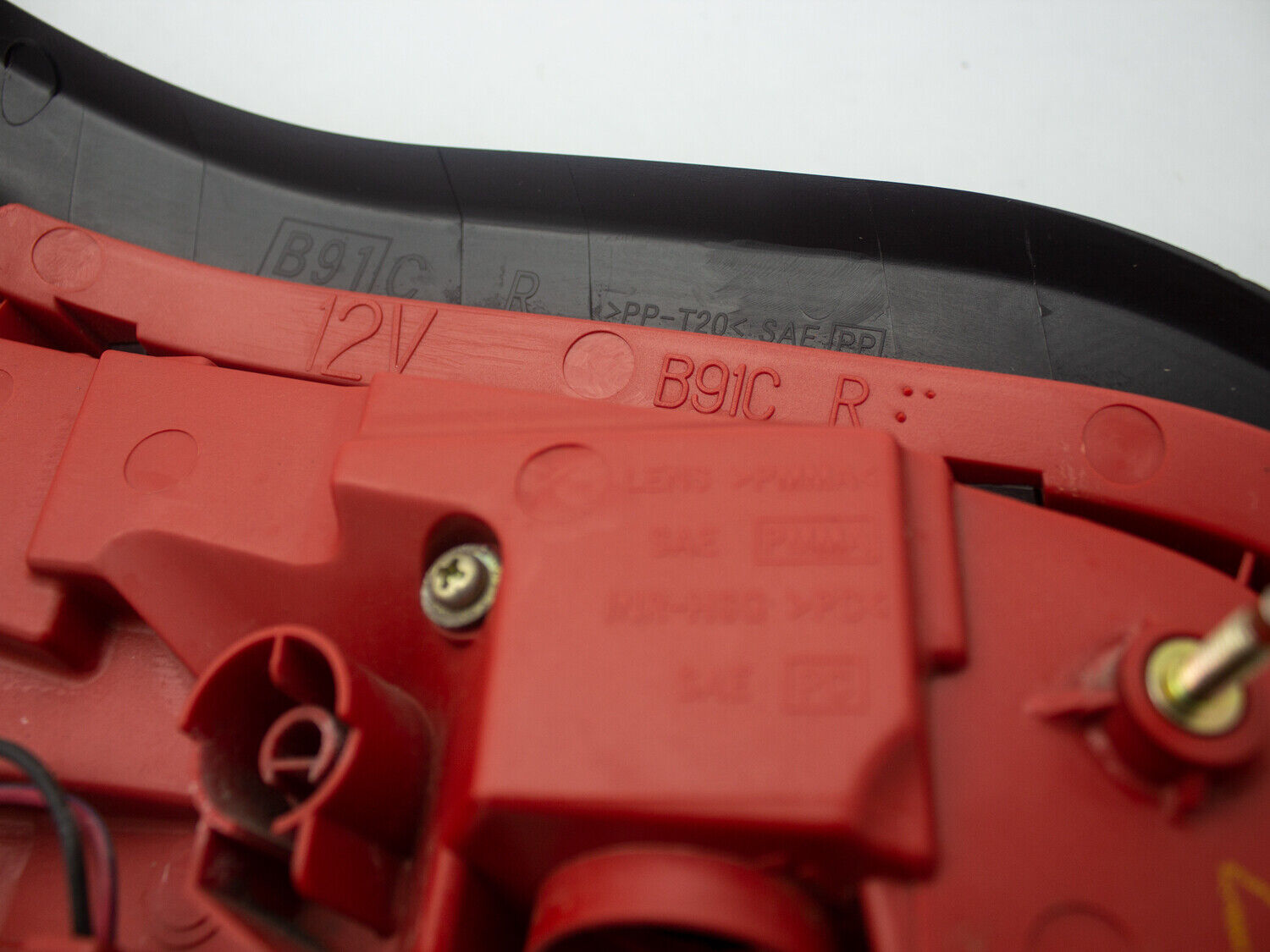 OEM 03-05 Infiniti G35 Rear Outer Passenger Right Hand Side Tail Light Lamp