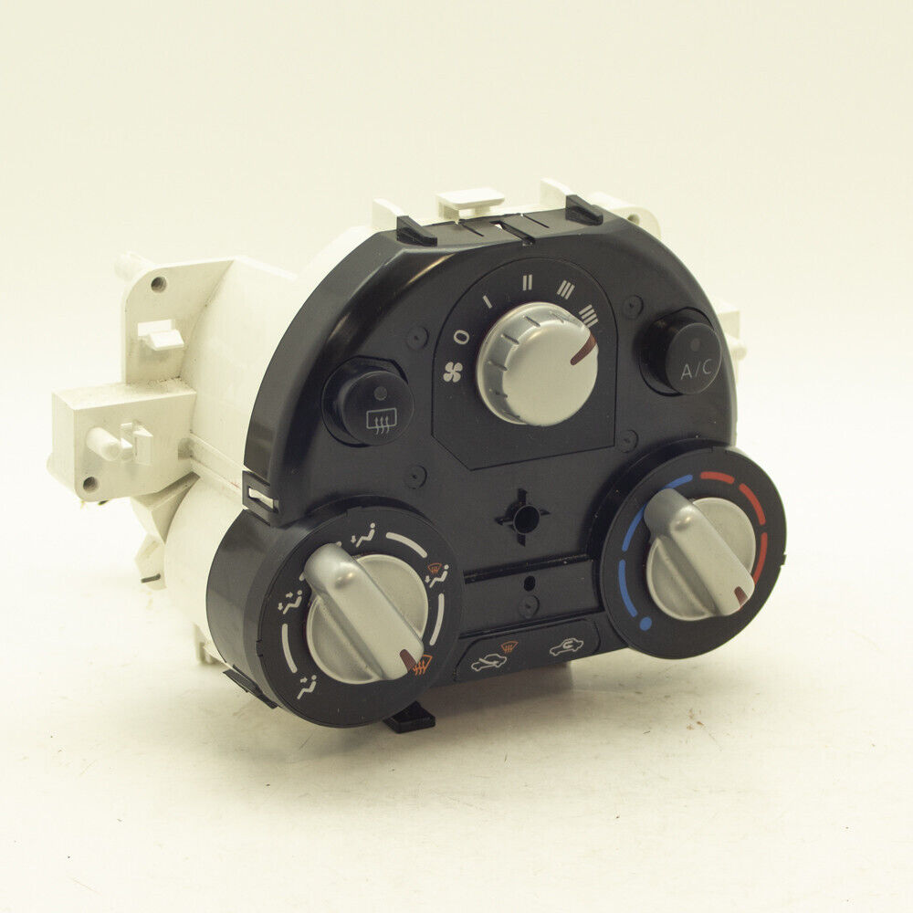 OEM 2012-2014 Nissan Versa AC Temperature Control Switch Unit Heater Panel Used
